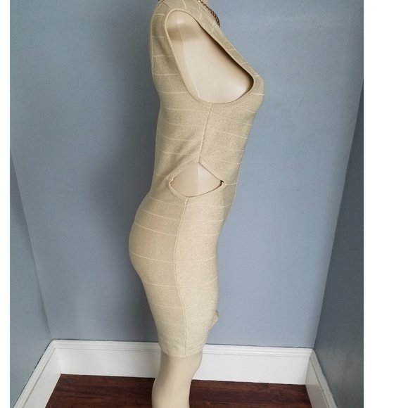 Dress - Picture 3 of 3